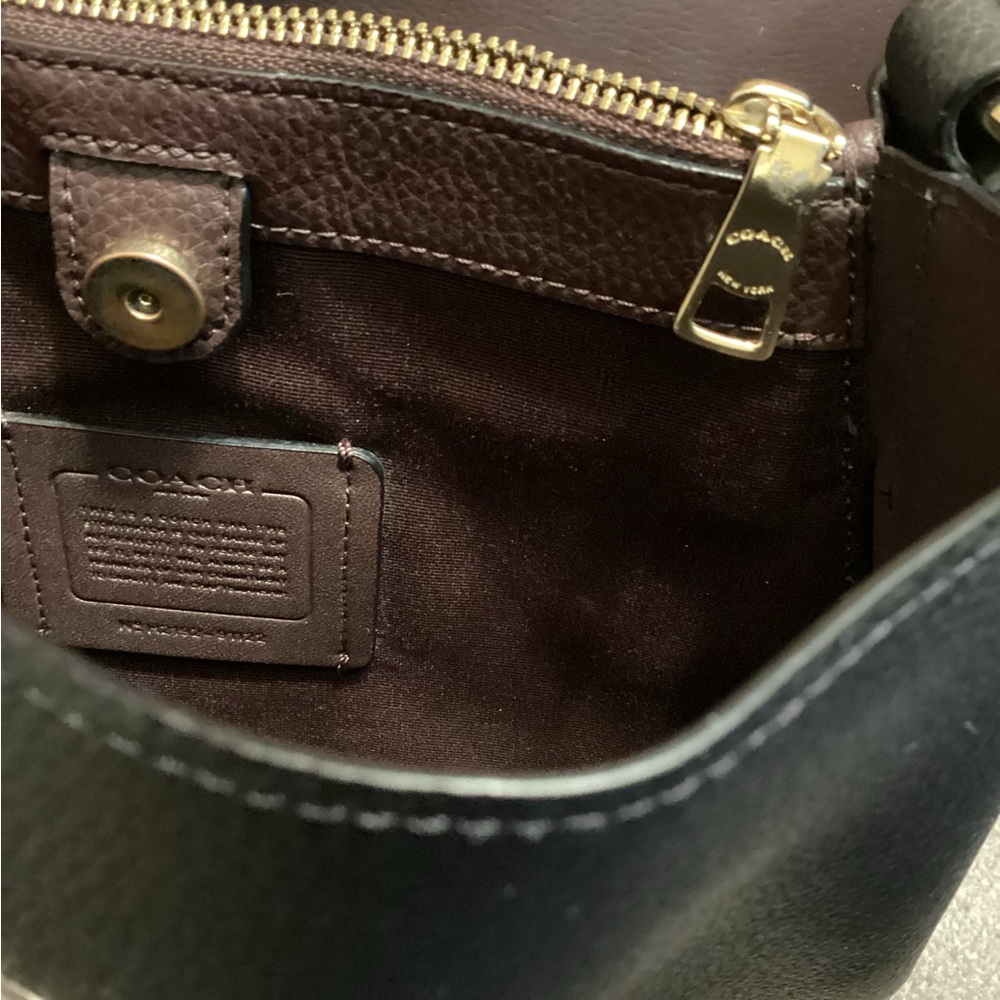 Coach Black Shoulder Bag - Picture 6 of 10